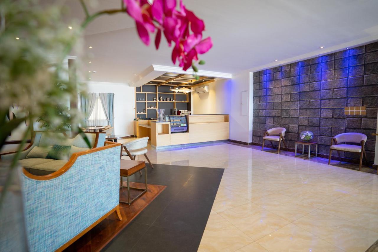 Suite Blue Dammam Exterior photo